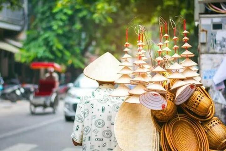 Hotspot Matrix: Biến Ai bảo mặc váy đen mùa hè là thành cơ hội marketing đột phá